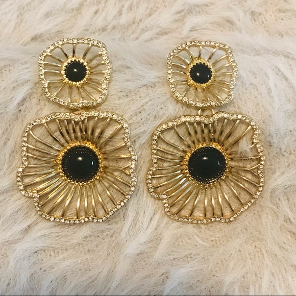 Lilly Pulitzer Jewelry - LILLY PULITZER | pierced earrings